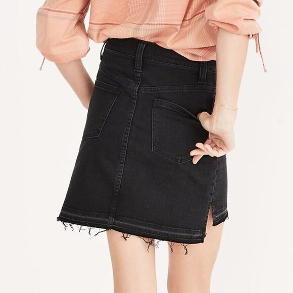 Madewell Black Denim Step-Hem Jean Skirt in Washed Black Size 25 EUC - Picture 3 of 10